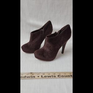 Just Fabulous Faux Fur Leopard Print Zipper High Heel Shoes Size 9